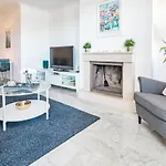 Sat2 - Modern 2 Bedroom With Ocean View Apartment *