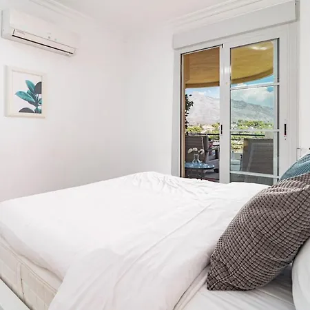 Sat2 - Modern 2 Bedroom With Ocean View *