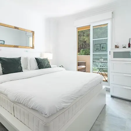 Sat2 - Modern 2 Bedroom With Ocean View *