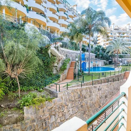 Sat2 - Modern 2 Bedroom With Ocean View *