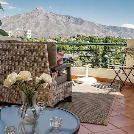 Sat2 - Modern 2 Bedroom With Ocean View *