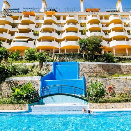 Sat2 - Modern 2 Bedroom With Ocean View