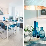 Sat2 - Modern 2 Bedroom With Ocean View Apartment *